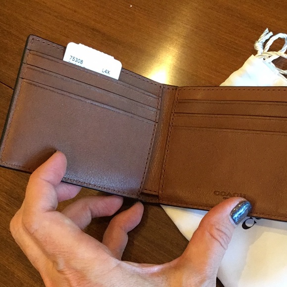 5🌟 Coach Slim Billfold Varsity Strip Wallet - Picture 6 of 6